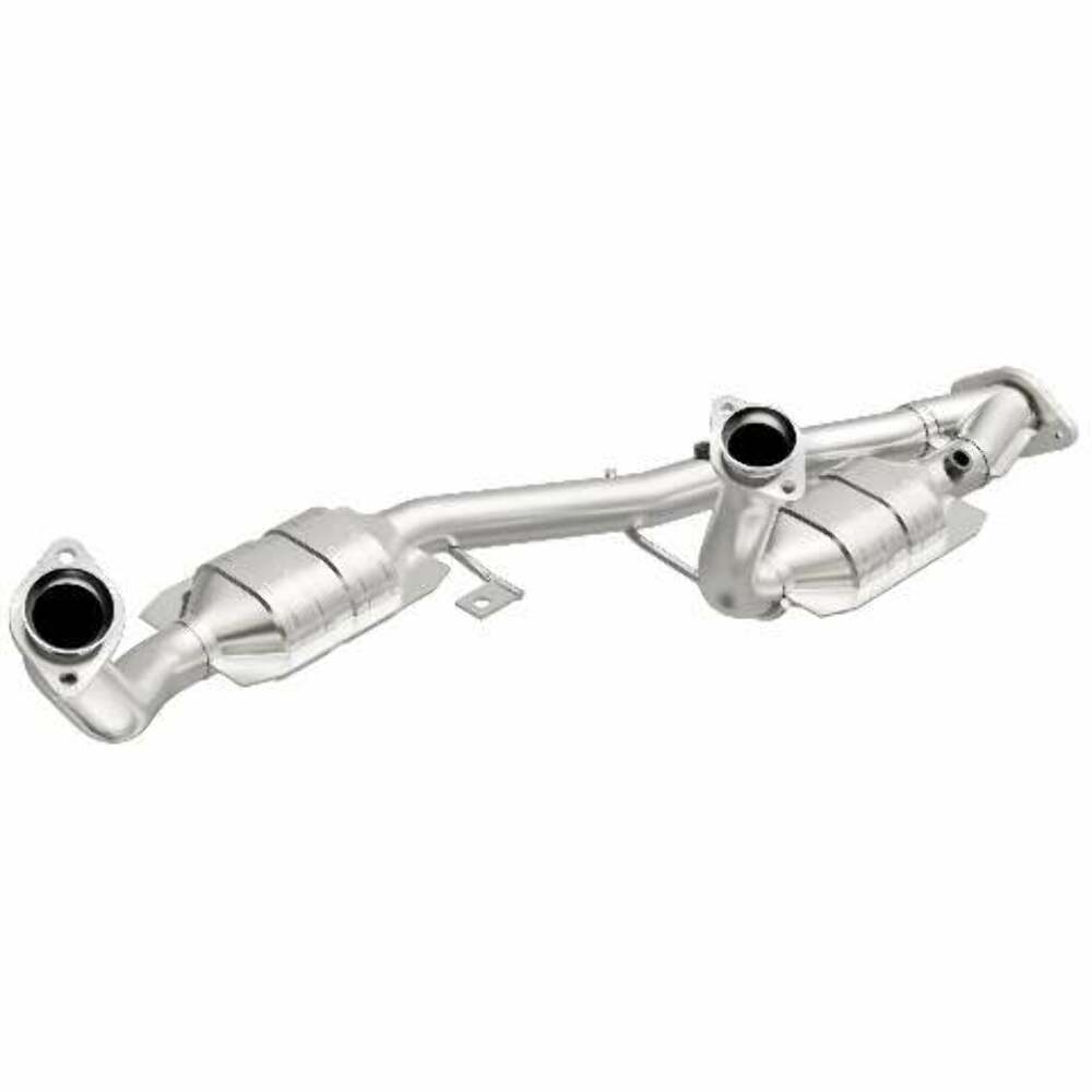 1995-1996 Ford Windstar Direct-Fit Catalytic Converter 23381 Magnaflow