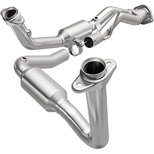 2007-10 Jeep Grand Cherokee Direct-Fit Catalytic Converter 5451444 Magnaflow