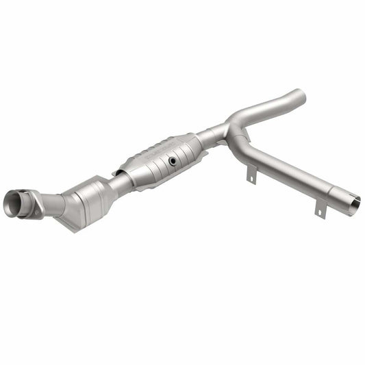 01 Ford F-150 4.2L Direct-Fit Catalytic Converter 447146 Magnaflow