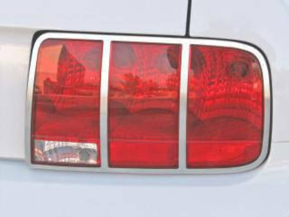 Tail Light Bezel ChromeFinish Aluminum fits FordMustang 05-09 Drake 5R3Z-13489-C