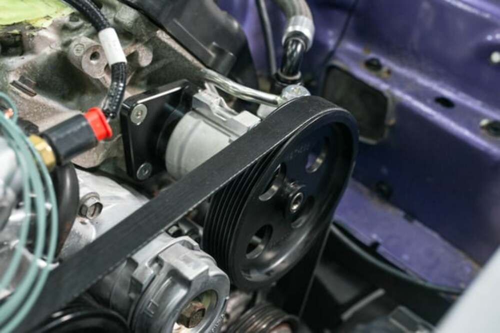 Holley Power Steering Kit for Gen III Hemi Swaps - 97-382